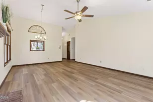 1537 Hemphill Dr, Raleigh, NC 27609 - Photo 11