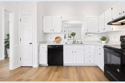 1537 Hemphill Drive, Raleigh, NC 27609 - Photo 3