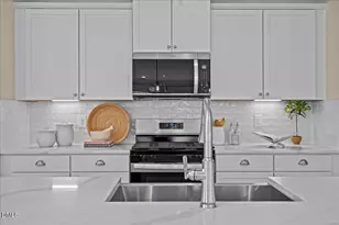 1612 Briar Brook Ln, Zebulon, NC 27597 - Photo 11