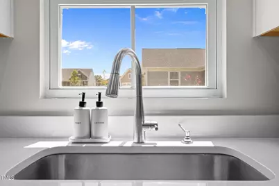 82 Coble Farms Place, Fuquay Varina, NC 27526 - Photo 5