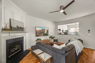 136 Orchard Park Dr, Cary, NC 27513 - Photo 9