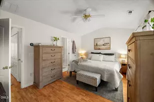 136 Orchard Park Dr, Cary, NC 27513 - Photo 17