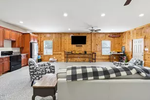 921 Tilghman Rd, Dunn, NC 28334 - Photo 51