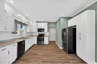 308 E E Street, Erwin, NC 28339 - Photo 15