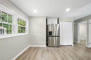 2910 Driftwood Dr, Durham, NC 27707 - Photo 11