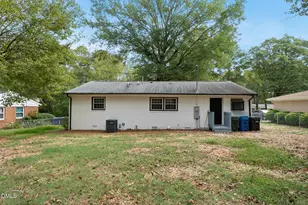 2910 Driftwood Dr, Durham, NC 27707 - Photo 27