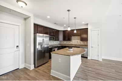 222 Glenwood Avenue #709, Raleigh, NC 27603 - Photo 3