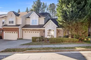 209 Beringer Pl, Chapel Hill, NC 27516 - Photo 3