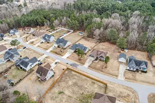 142 Coral Ridge Dr, Clayton, NC 27520 - Photo 11