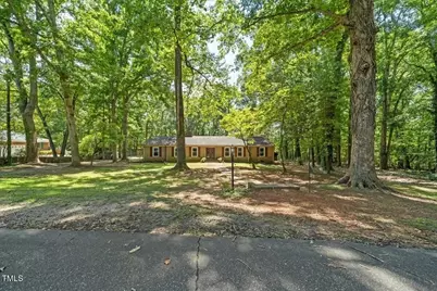 513 W Glendale Street, Siler City, NC 27344 - Photo 3