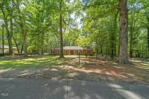 513 W Glendale St, Siler City, NC 27344 - Photo 3