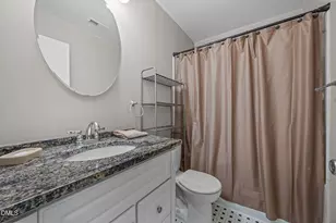 902 Huntington Park Dr, Morrisville, NC 27560 - Photo 17