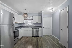 902 Huntington Park Dr, Morrisville, NC 27560 - Photo 9