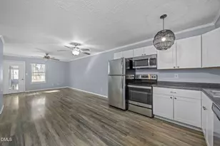 902 Huntington Park Dr, Morrisville, NC 27560 - Photo 5