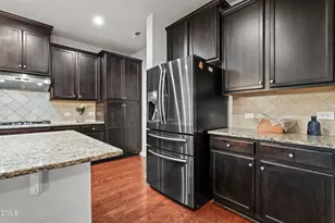 845 Rymark Ct, Cary, NC 27513 - Photo 7