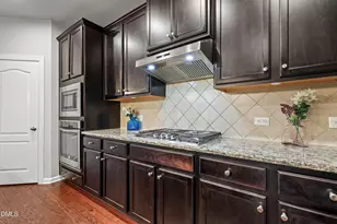 845 Rymark Ct, Cary, NC 27513 - Photo 9