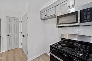 4705 Blue Bird Ct, Raleigh, NC 27606 - Photo 9