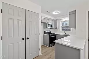 4705 Blue Bird Ct, Raleigh, NC 27606 - Photo 17