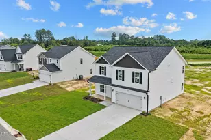 533 Ashley Hts Dr, Aberdeen, NC 28315 - Photo 5