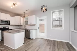 1011 Finley Point Pl, Knightdale, NC 27545 - Photo 7