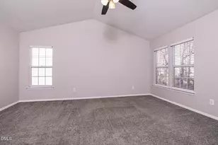 3041 Buttonwood Ln, Clayton, NC 27520 - Photo 9