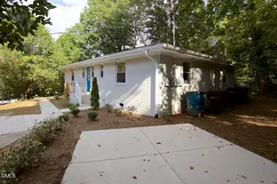 101 W Woodridge Dr, Durham, NC 27707 - Photo 5