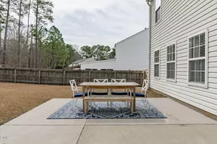 105 Sturminster Dr, Holly Springs, NC 27540 - Photo 21