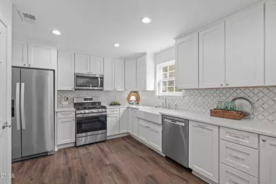 105 Sturminster Drive, Holly Springs, NC 27540 - Photo 9