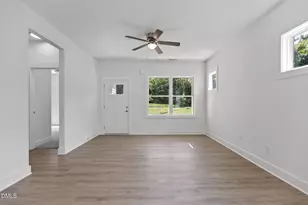 1250 Chase St, Burlington, NC 27217 - Photo 5