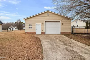 30 Woodcrest Dr, Youngsville, NC 27596 - Photo 33