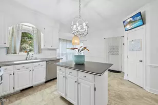 8705 Chatterleigh Cir, Raleigh, NC 27615 - Photo 11