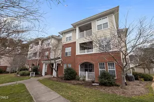 1014 Arborgate Cir, Chapel Hill, NC 27514 - Photo 7