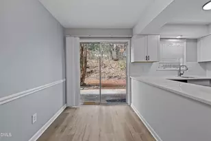 1130 Nottingham Cir, Cary, NC 27511 - Photo 9