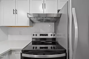 1130 Nottingham Cir, Cary, NC 27511 - Photo 13