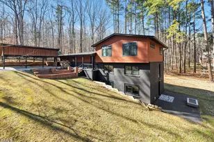 1 Emily Rd, Chapel Hill, NC 27514 - Photo 3