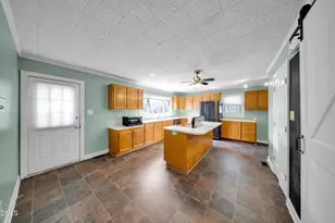 818 Lynn Rd, Durham, NC 27703 - Photo 13