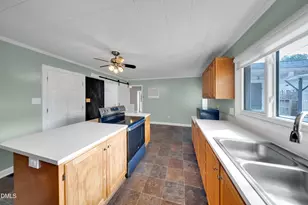 818 Lynn Rd, Durham, NC 27703 - Photo 21
