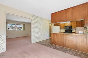 908 Tanglewood Dr, Cary, NC 27511 - Photo 15