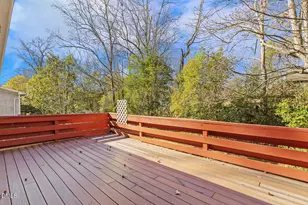 908 Tanglewood Dr, Cary, NC 27511 - Photo 19