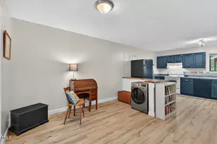 111 Hidden Valley Dr, Chapel Hill, NC 27516 - Photo 11