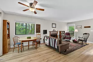 111 Hidden Valley Dr, Chapel Hill, NC 27516 - Photo 7