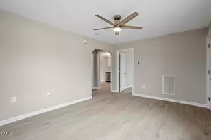602 Mitchell St, Burlington, NC 27217 - Photo 3