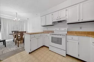 4609 Grinding Stone Dr, Raleigh, NC 27604 - Photo 11