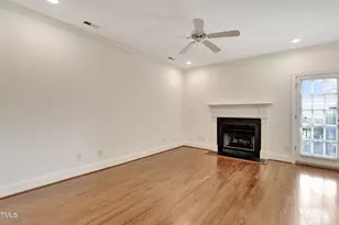 814 Cotton Exchange Ct, Raleigh, NC 27608 - Photo 15