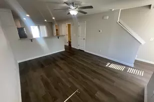 1064 Peony Ln, Youngsville, NC 27596 - Photo 5