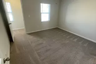 1064 Peony Ln, Youngsville, NC 27596 - Photo 3