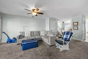 8713 Plantation Dr, Emerald Isle, NC 28594 - Photo 5