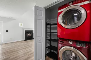 5316 Roan Mountain Pl, Raleigh, NC 27613 - Photo 9