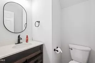 5316 Roan Mountain Pl, Raleigh, NC 27613 - Photo 15