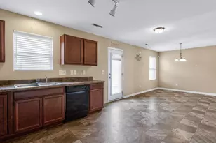 813 Pitch Pine Dr, Creedmoor, NC 27522 - Photo 11